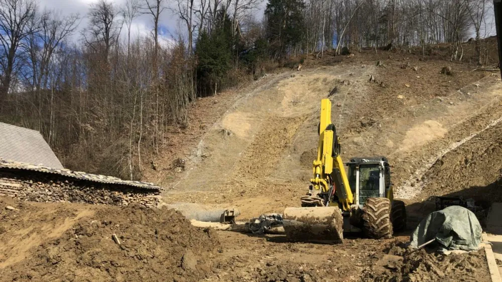 Sanacija plazu v Godiču se nadaljuje. F Občina Kamnik