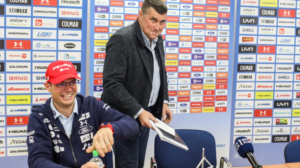 Janez Bijol, podpredsednik Zbora in Odbora za apsko smučanje.Miha Verdnik, vodja panoge za alpsko smučanje.- 18.04.2023 &ndash; Smučarska zveza Slovenije (SZS) - Odbor panoge za alpsko smučanje - vodstvo alpskih smučarjev - predstavili predloge, ki jih bo maja potrjeval zbor panoge za alpsko smučanje; //FOTO: Bojan Velikonja