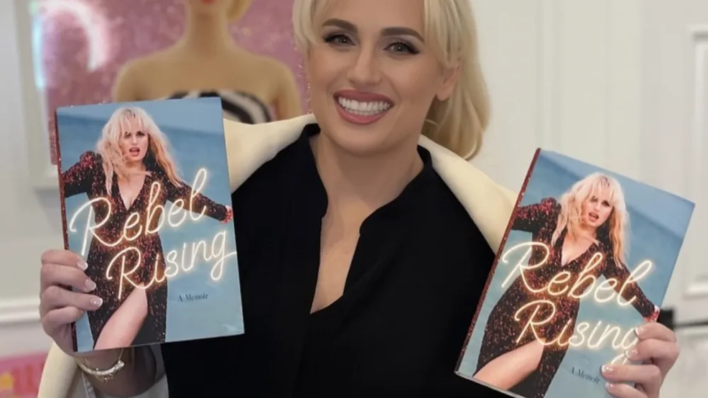 Rebel Wilson pravi, da je Sacha Baron Cohen kreten. F instagram