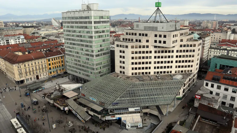27.02.2024 - Ljubljanske razglednice - poslovna stavba Metalka in SKB banka<br><br>Foto: Tomaž Skale<br>
