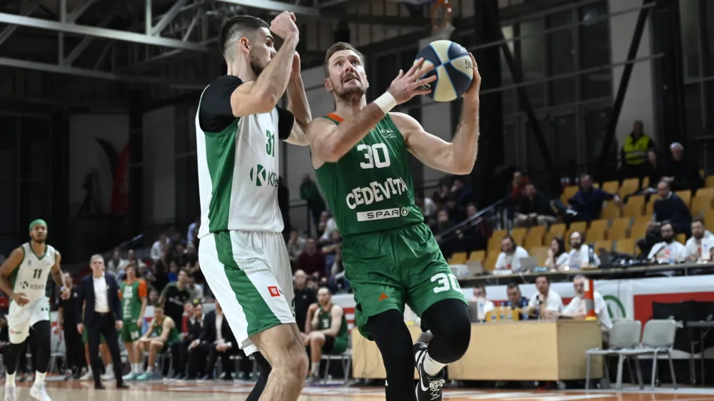 Zoran Dragić- 17.2.2024 - Finale košarkarskega pokala Spar; Olimpija: Krka, Kodeljevo. // FOTO: Nik Erik Neubauer