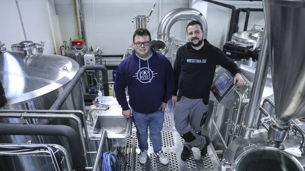 - 28.03. 2024 - Samo Žabkar in Jure Zlobko - pivovarna Reset in pivoteka ter pivnica Reset- Brežice //FOTO: Jaka Gasar