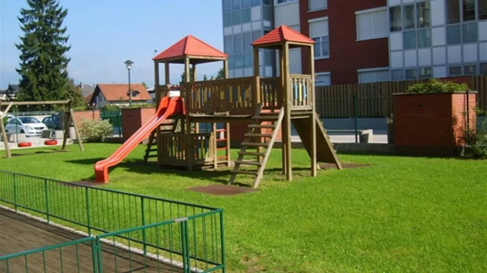 Vrtec Ur&scaron;ka je eden od javnih vrtcev v občini Domžale.&nbsp;