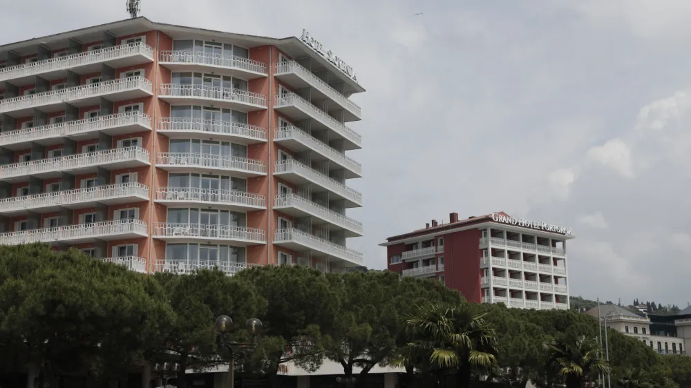 Istrabenz Turizem ima v Portorožu šest hotelov, ki sodijo pod blagovno znamko LifeClass Hotels &amp; Spa. ﻿ Foto: Luka Cjuha 