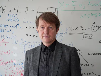 Ljubljana, Fakulteta za matematiko in fiziko Univerze v Ljubljani.<br>Matematicni fizik in profesor na Fakulteti za matematiko in fiziko Univerze v Ljubljani Tomaz Prosen.