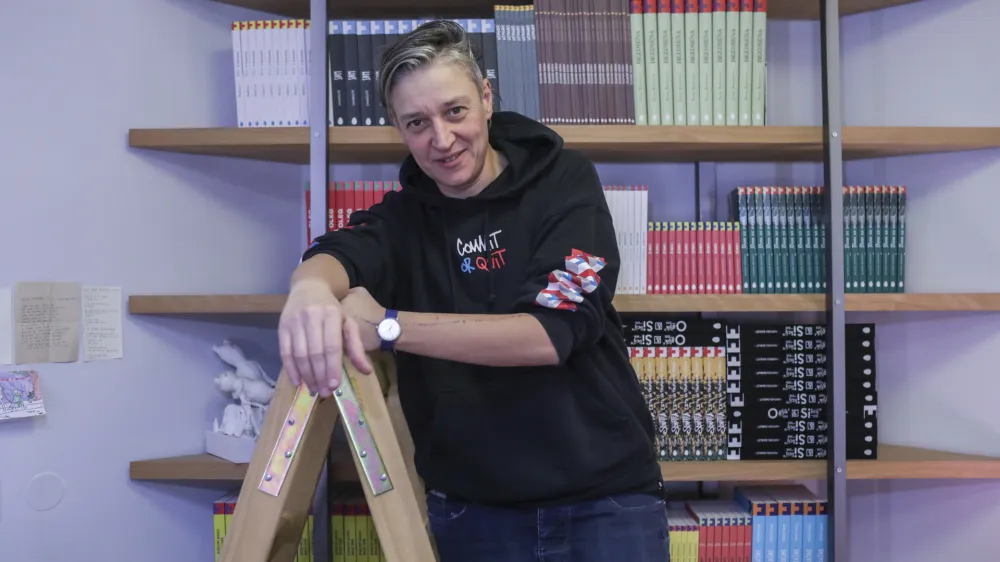 - 12.12.2022 - Anja Zag Golob, pesnica, urednica, kritičarka, dramaturginja in prevajalka  //FOTO: Jaka GasarOPOMBA: DNEVNIKOV OBJEKTIV – INTERVJU 2022