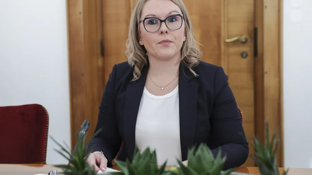 Mateja Čalu&scaron;ić, kandidatka za ministrico za kmetijstvo, gozdarstvo in prehrano - 10.01.2024 &ndash; Odbor DZ za kmetijstvo, gozdarstvo in prehrano - predstavitev kandidatke za ministrico za kmetijstvo, gozdarstvo in prehrano Mateje Čalu&scaron;ić //FOTO: Jaka Gasar