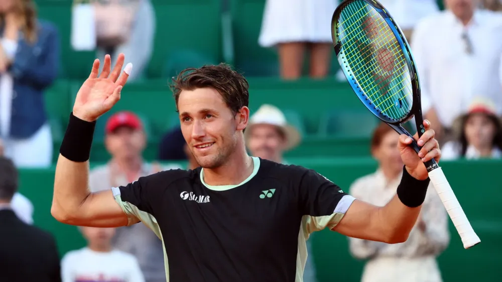 Tennis - ATP Masters 1000 - Monte Carlo Masters - Monte Carlo Country Club, Roquebrune-Cap-Martin, France - April 13, 2024 Norway's Casper Ruud celebrates winning his semi final match against Serbia's Novak Djokovic REUTERS/Denis Balibouse