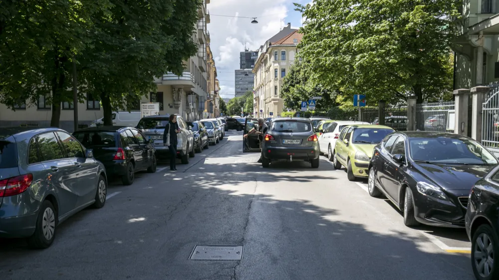 ﻿- 11.06.2020 - Župančičeva ulica v Ljubljani  //FOTO: Matjaž Rušt