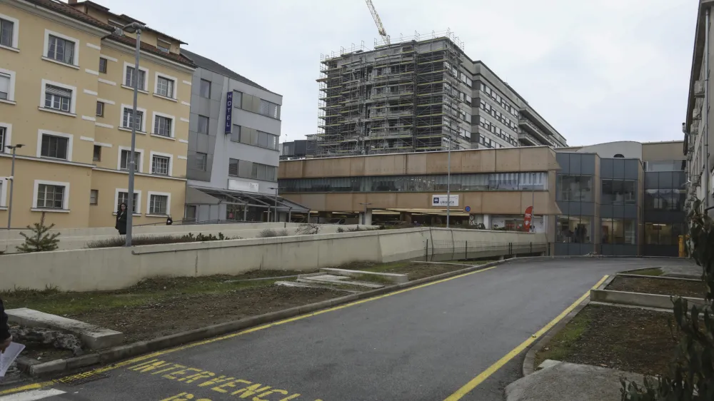 05.02.2024 - glavna stavba UKC Ljubljana - prenovaFOTO: Luka Cjuha