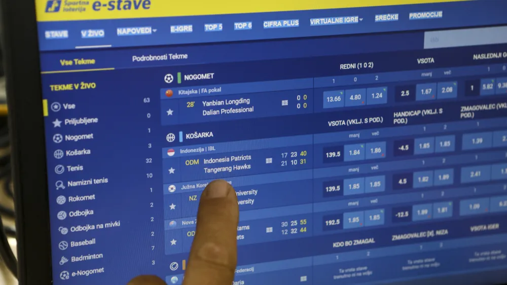- 22.06.2023 – simbolična fotografija: Športna Loterija, E-stave, športne stave, //FOTO: Luka Cjuha