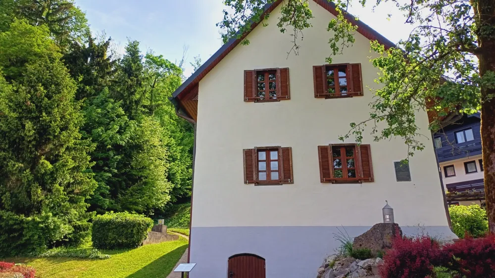 Rojstna hiša Jakoba Aljaža 