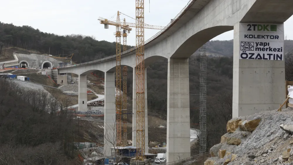 Slovenija od začetka tranzicije v primerjavi z najrazvitej&scaron;imi državami stagnira, je opozoril profesor z ljubljanske ekonomske fakultete dr. Sa&scaron;o Polanec. Fotografija je simbolična. Foto: Luka Cjuha&nbsp;