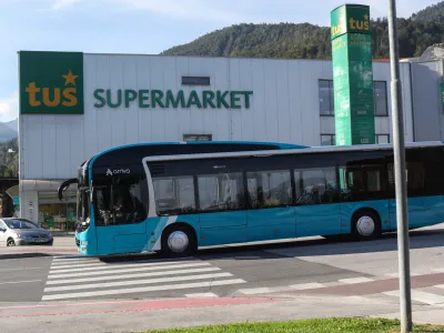 ﻿- mestni avtobus - Supermarket TUŠ - 03.09.2018 – Občina Jesenice - //FOTO: Jaka Gasar
