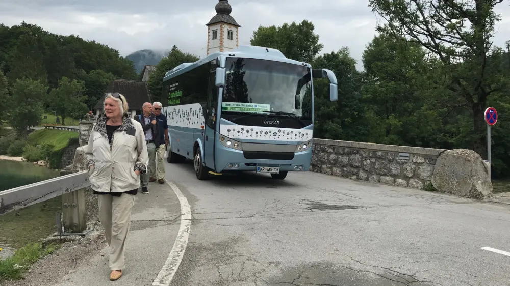 Brezplačni prevozi z avtobusom v Bohinju do Bohinjskega jezera, javni promet