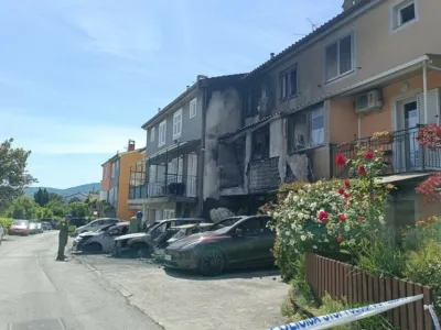 Posledice požara v Semedeli.