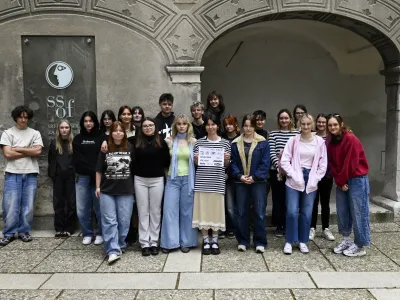- 16.04.2024 - Dijaki SŠOF, Križanke. Projekt izposojevalnice koles v Domžalah.FOTO: Nik Erik Neubauer