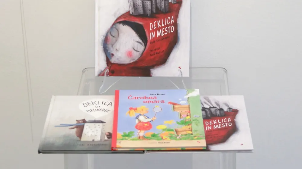 Slikanice založbe KUD Sodobnost International 