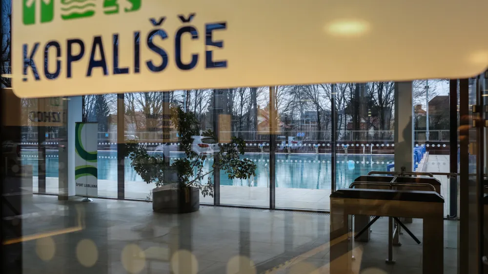 Včeraj so odprli letošnjo plavalno sezono ​v Kopališču Kolezija. 