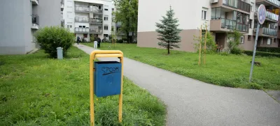 V košu za smeti so našli novorojenčka. 