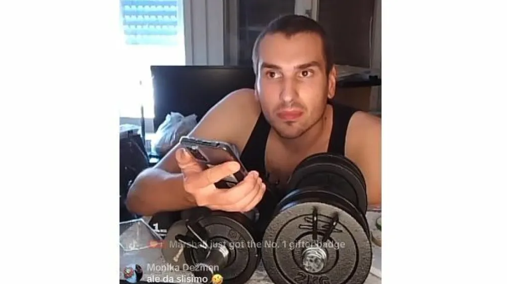 Obtoženi Irenej Bizjak je sodnemu senatu sporočil, da krivde ne namerava priznati. 