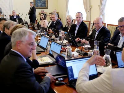 Ljubljana, vlada.Redna tedenska seja vlade, na kateri so med drugim obravnavali predlog za priznanje Palestine.