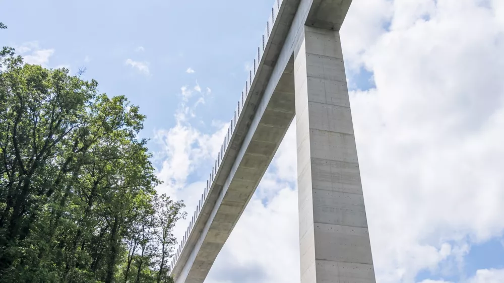 VIADUKT vinjan drugi tir / Foto: Alen Franetič/begr8-media