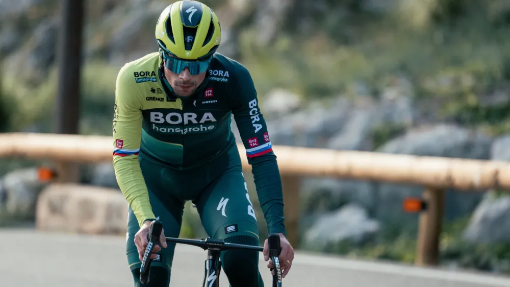 Primož Roglič je po napovedih svojega mo&scaron;tva vrhunsko pripravljen na glavni del sezone.&nbsp;