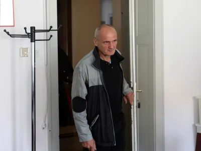 Obtoženemu Petru Ježu na papirju grozi do osem let zapora, obsodbe in zaporne kazni za tovrstna kazniva dejanja pa so izjemno redke. 