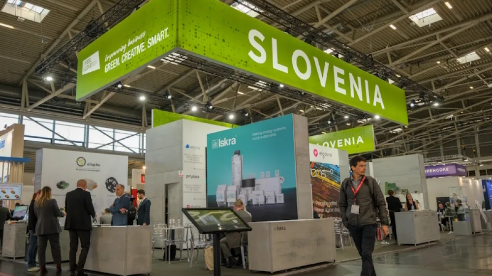Skupinska sejemska predstavitev na sejmu Electronica 2022. Foto: SPIRIT Slovenija, javna agencija