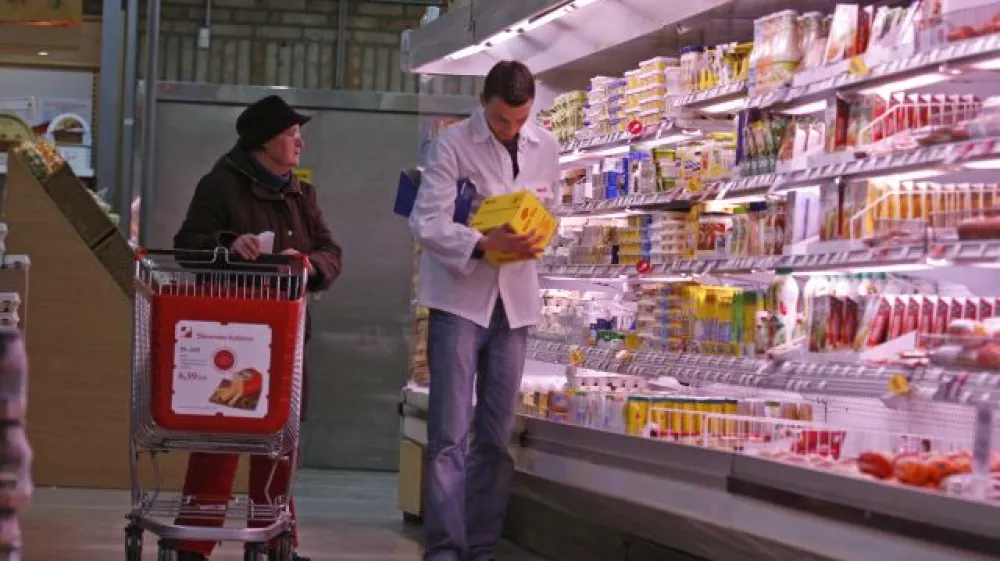 ﻿- veleblagovnice Maximarket - delikatesa- maloprodajne cene živil - živila - artikli - evro cena - nakupovanje, prodaja - maloprodaja - prodajalna - trgovina - trgovec - potrošnik, - označevanje cen blaga in storitev - //FOTO: Luka CjuhaOPOMBA: ZA OBJAVO V ČASOPISU DNEVNIK