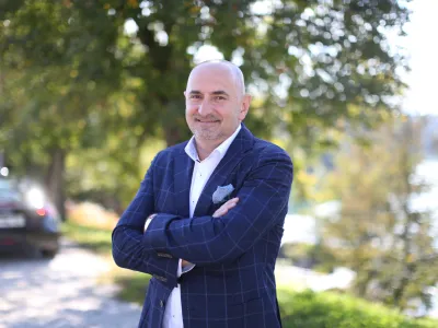 ﻿direktor podjetja Stilles Rok Barbič, - 08.10.2019 - Slovenska GAZELA 2019 – srečanje z nominiranci dolenjsko-posavske gazele v podjetju Roletarstvo Medle, Novo mesto //FOTO: Bojan Velikonja