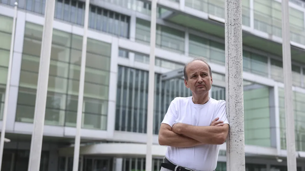 - 08.07.2024 - Gregor Ficko, šef zbornice za gradbeništvo pri GZS  //FOTO: Jaka GasarOPOMBA: ZA OBJEKTIV - INTERVJU