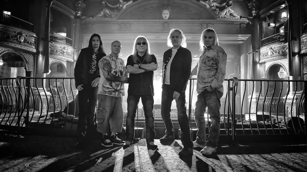 Ena od prelomnih skladb zasedbe Uriah Heep je July Morning, rock balada, ki so jo posneli julija 1971, medtem ko je na plošči izšla septembra istega leta.

 

 