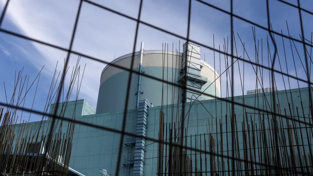 Kr&scaron;ka nuklearka je lani pridobila okoljevarstveno soglasje, ki ji omogoča obratovanje do leta 2043.

&nbsp;

&nbsp;

&nbsp;