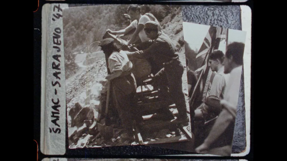 Nika Autor: Obzornik 242 – Sončne proge, 2023 Foto: arhiv MSUM