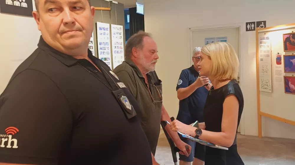 Blejska obvoznica tiskovka avgust