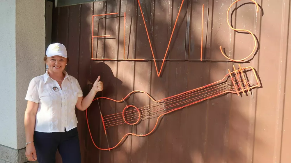 Elvis Presley fan club Slovenija, Vrtovče, Oskar Trobec, glasba, oboževalci, Natalija Šega / Foto: Nataša Bucik Ozebek