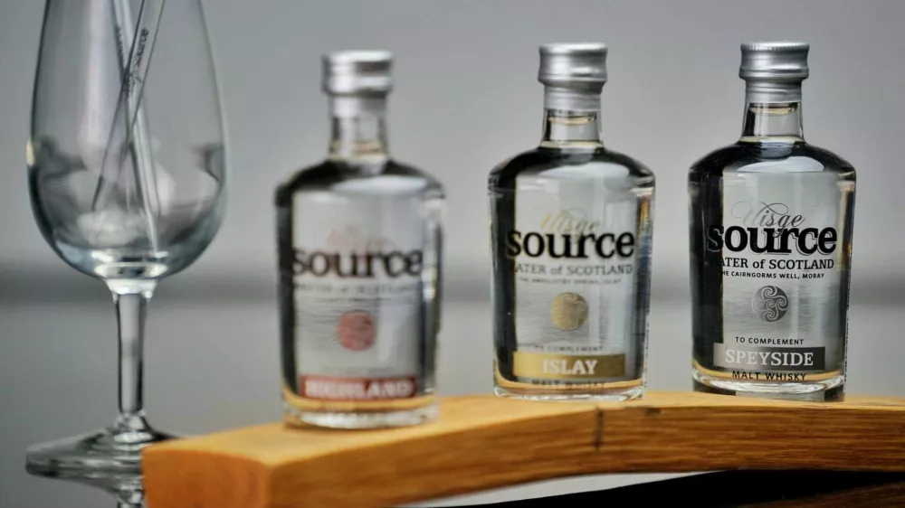 Uisge Source (46 evrov)Velika Britanija