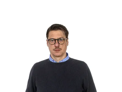 ZA ONLINE - 16.01.2024 &ndash; Miha Plementa&scaron;, novinar &ndash; urednik Dnevnik online &ndash; Dnevnik.si - Dnevnik 2024 - portreti za komentarje in kolumne - kolumnisti - komentatorji &ndash; novinarji - portret //FOTO: Luka Cjuha