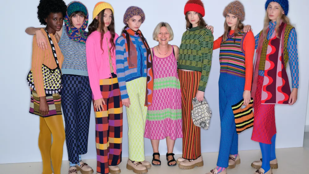  F HFDA / The Sparkle Content