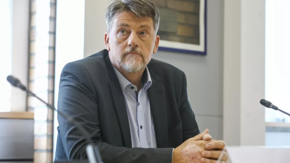 Boris Toma&scaron;ič04.092024 - izredna seja sveta Radiotelevizije Slovenija (RTVS), na kateri bodo imenovali predsednika uprave RTVSFOTO: Luka Cjuha