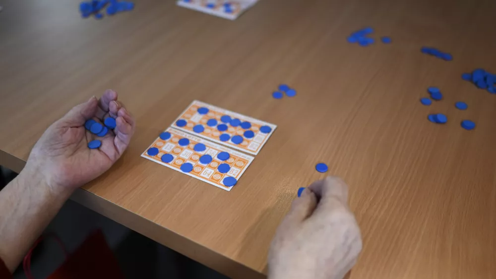 Bingo Lotto, družabna igra - 11.12.2023 &ndash; Hi&scaron;a dobre volje HDV Ajdov&scaron;čina - Dom upokojencev Nova Gorica, dnevni center za starej&scaron;e, Cesta IV. prekomorske 61b //FOTO: Nik Erik Neubaue / Foto: Nik Erik Neubauer