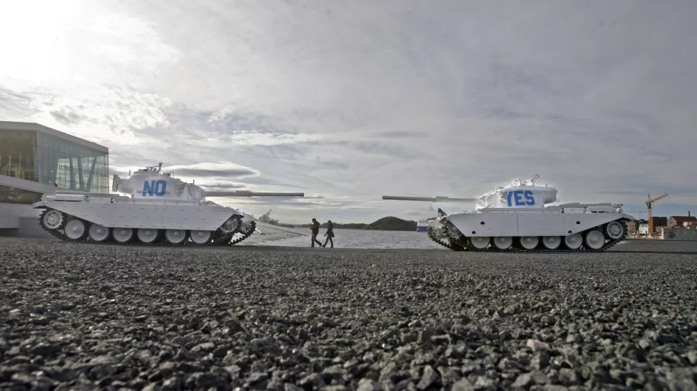 - ilustrativna fotografija - tank- NORVE&Scaron;KA 2011- Oslo/FOTO: Bojan Velikonja