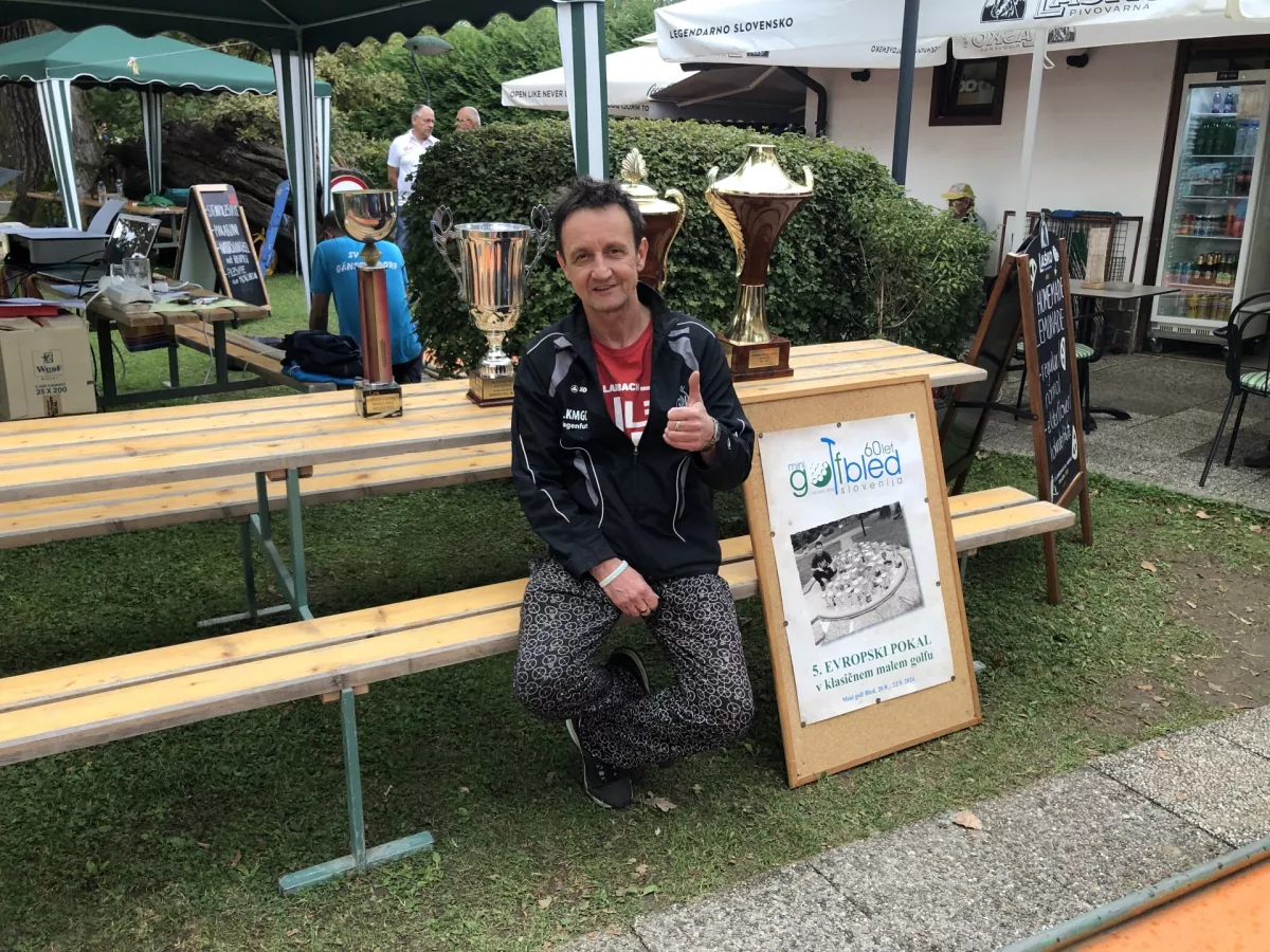 Sergej Učakar je dolgoletni najemnik blejskega mini golf igri&scaron;ča in predsednik slovenske Mini golf zveze.&nbsp;Foto:&nbsp;Eva Branc
