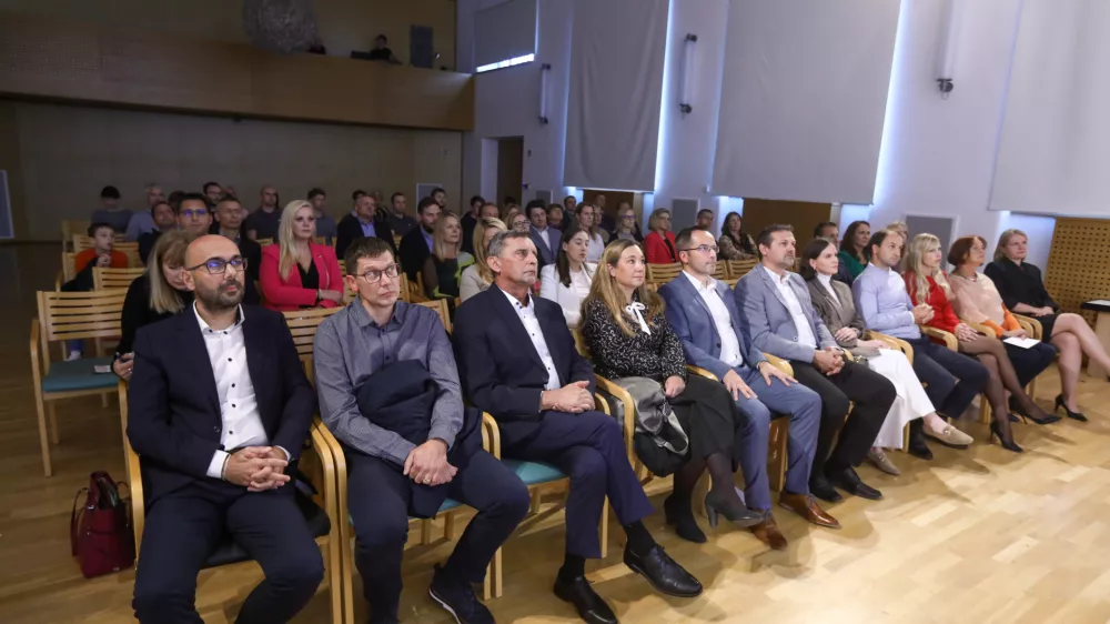 1.10.2024 - 24. Slovenska GAZELA 2024 – regijski izbor najboljših najhitreje rastočih podjetij – razglasitev Gazele Gorenjske regije.  FOTO: Luka Cjuha