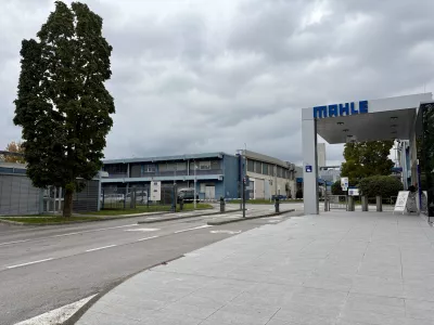 Mahle v &Scaron;empetru pri Gorici trenutno zaposluje okoli 1700 ljudi, prihodnje leto naj bi jih službo izgubila skoraj tretjina. Foto: Nata&scaron;a Bucik Ozebek