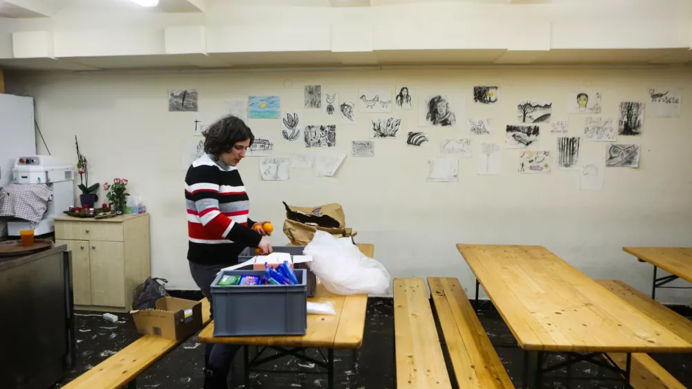 Dnevni center za brezdomce in zaveti&scaron;če - Dru&scaron;tvo prostovoljcev Vincencijeve zveze dobrote -- 05.12.2019 &ndash; Plečnikov podhod Kongresni trg - //FOTO: Bojan Velikonja