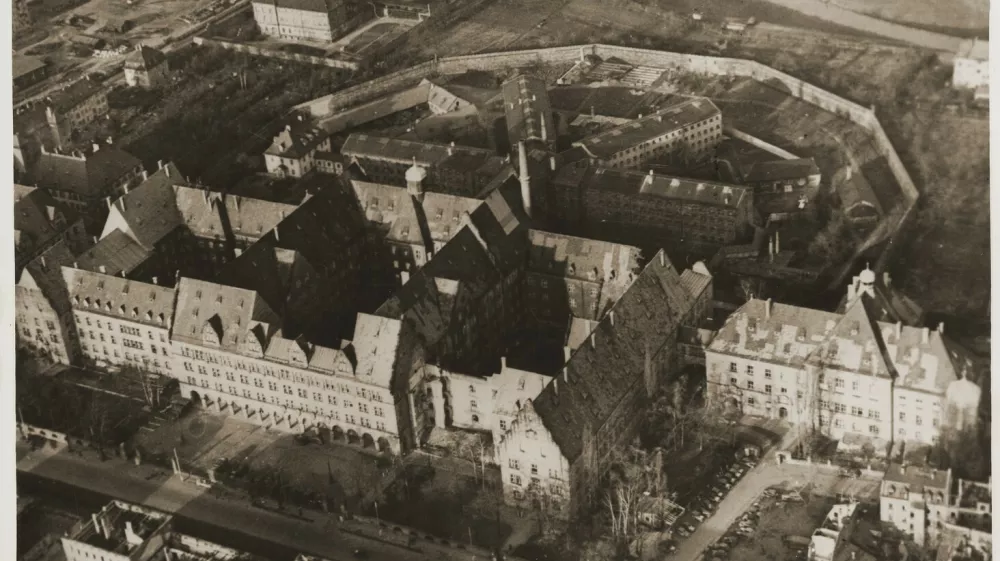 Posnetek Justizpalast Nürnberg leta 1945 iz zraka / Foto: Wikipedija / Foto: Wikipedija