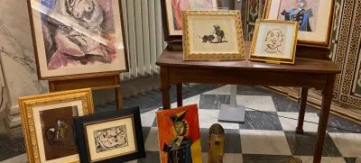 Modern and contemporary fake artworks, including Banksy, Pablo Picasso and Andy Warhol, are displayed following an Italian Carabinieri operation against a large-scale pan-European forgery network, in Pisa, Italy, November 9, 2024. Carabinieri/Handout via REUTERS  THIS IMAGE HAS BEEN SUPPLIED BY A THIRD PARTY